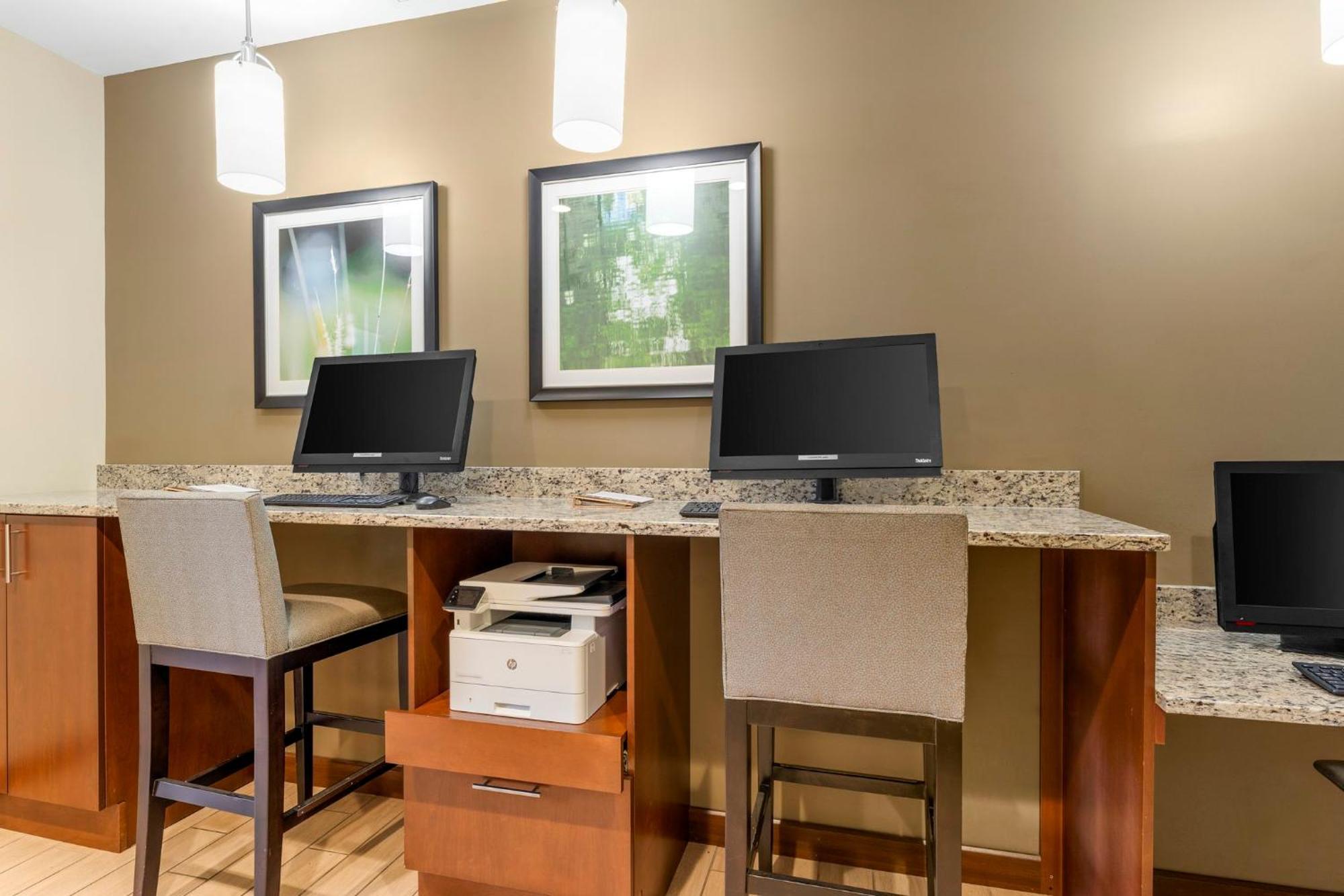 Staybridge Suites - Pittsburgh-Cranberry Township By Ihg Warrendale Екстер'єр фото