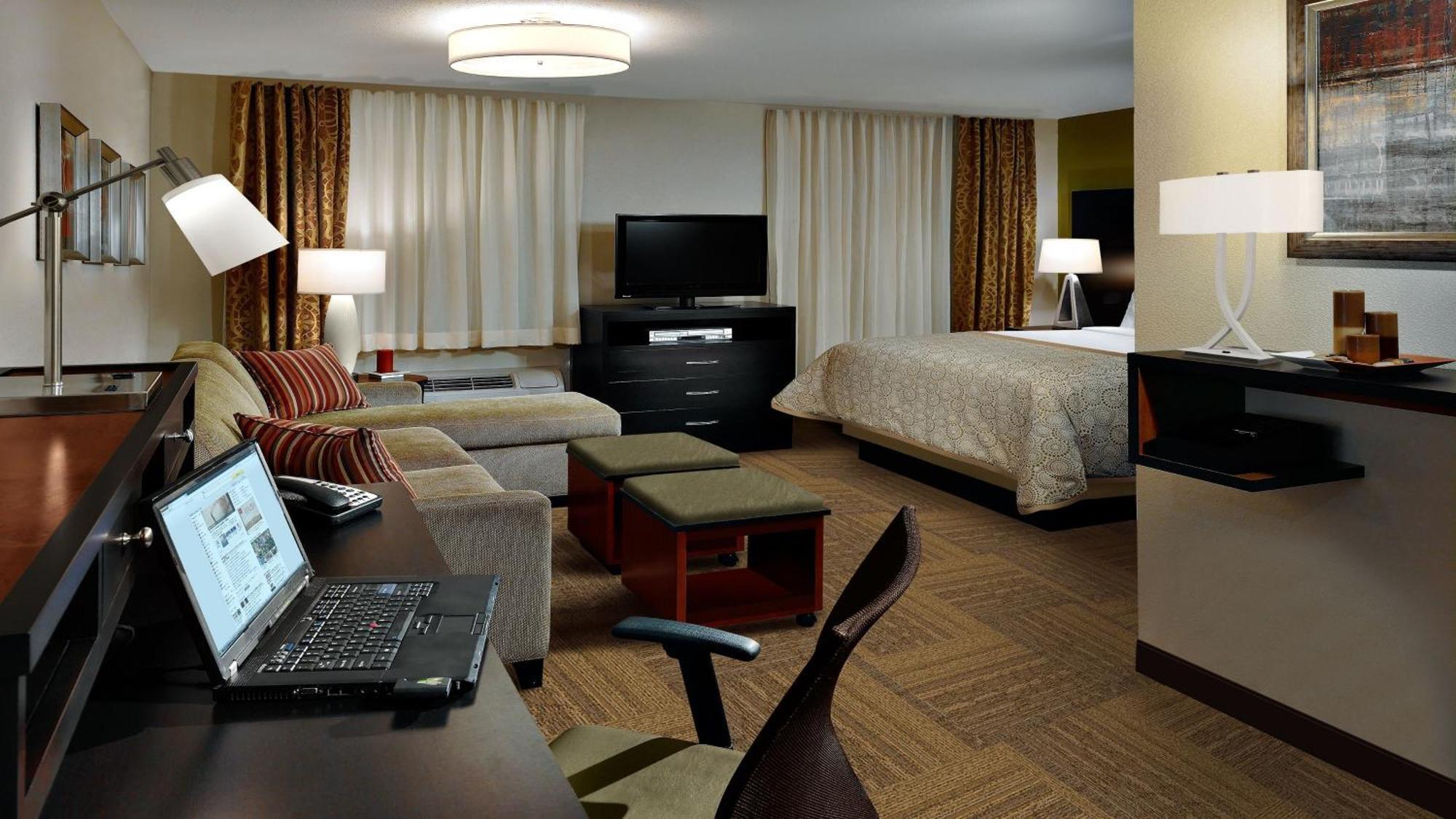 Staybridge Suites - Pittsburgh-Cranberry Township By Ihg Warrendale Екстер'єр фото
